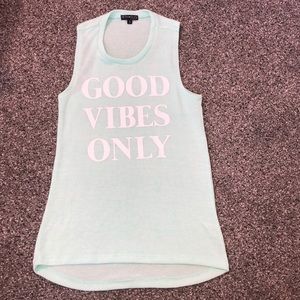loose fit tank top
